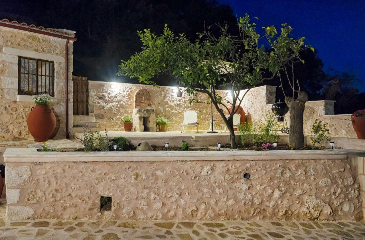 Vakantiehuis Smaragda Stone *
