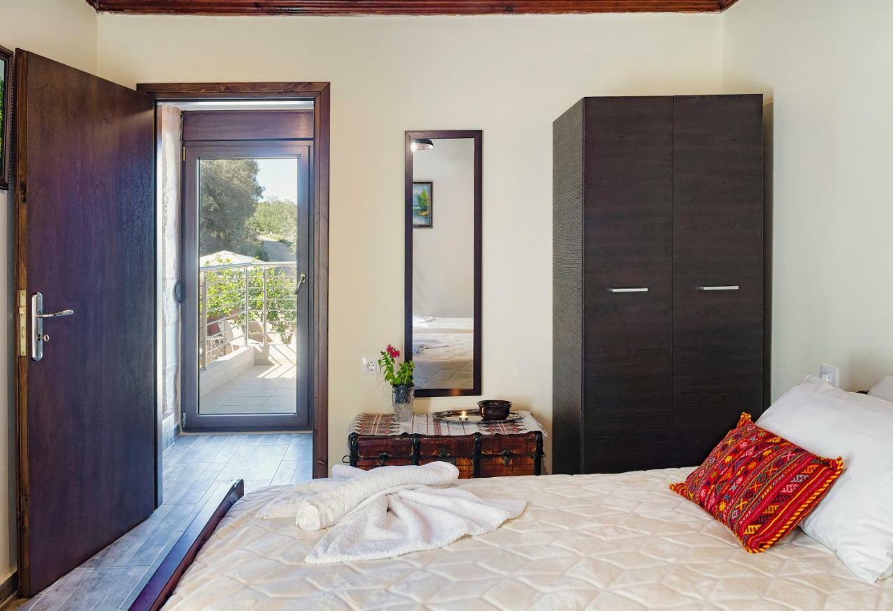 Holiday home Smaragda Stone Vamos